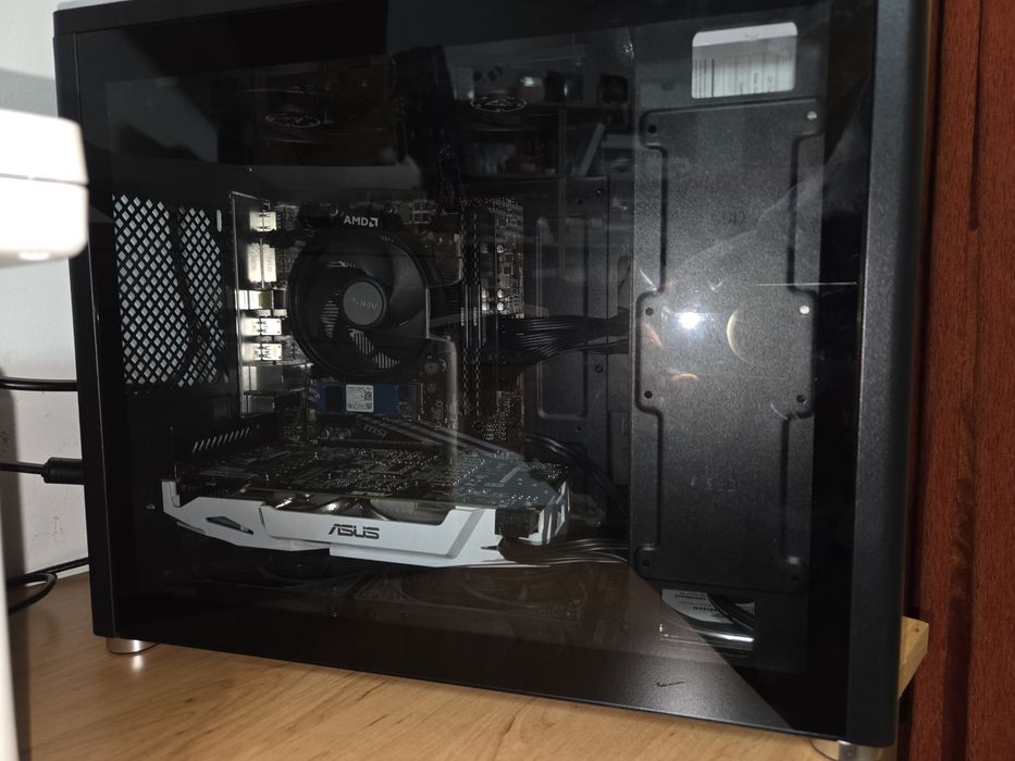 Vand pc ryzen 5 3500x gtx 1070 8gb