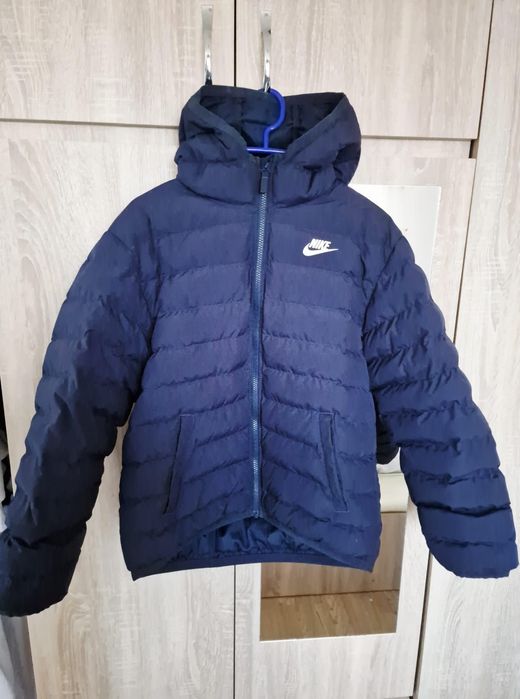 Greaca de iarna, Nike