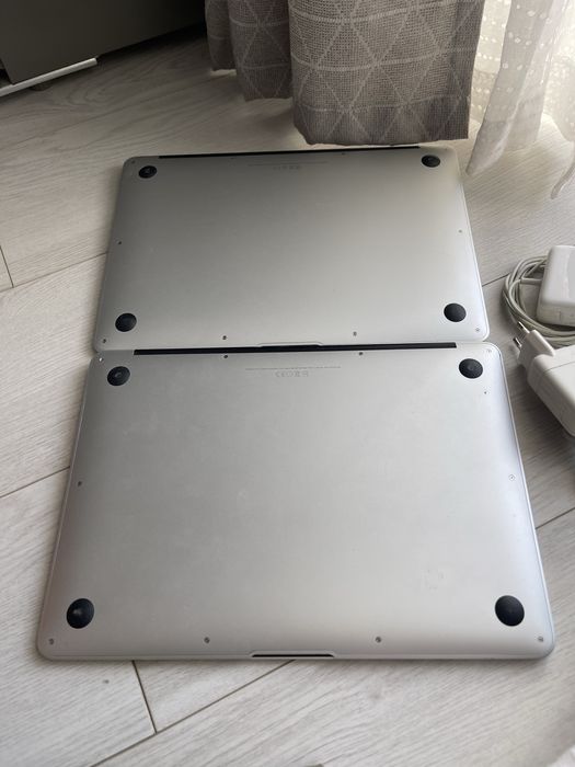 • MacBook •  BATERIE 97% •