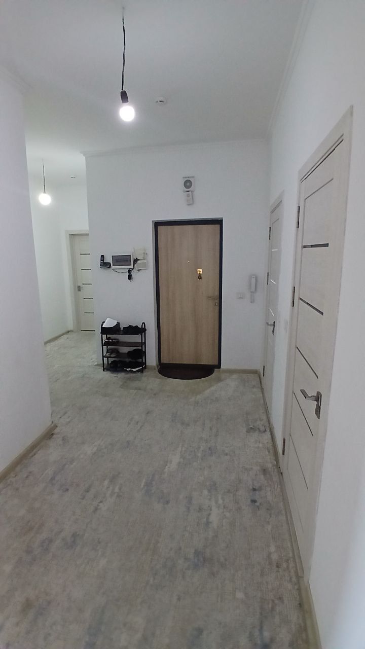 Kotta oila va qizlar uchun 4xona uyimiz 4-bekatg yaqin ijaraga berilad