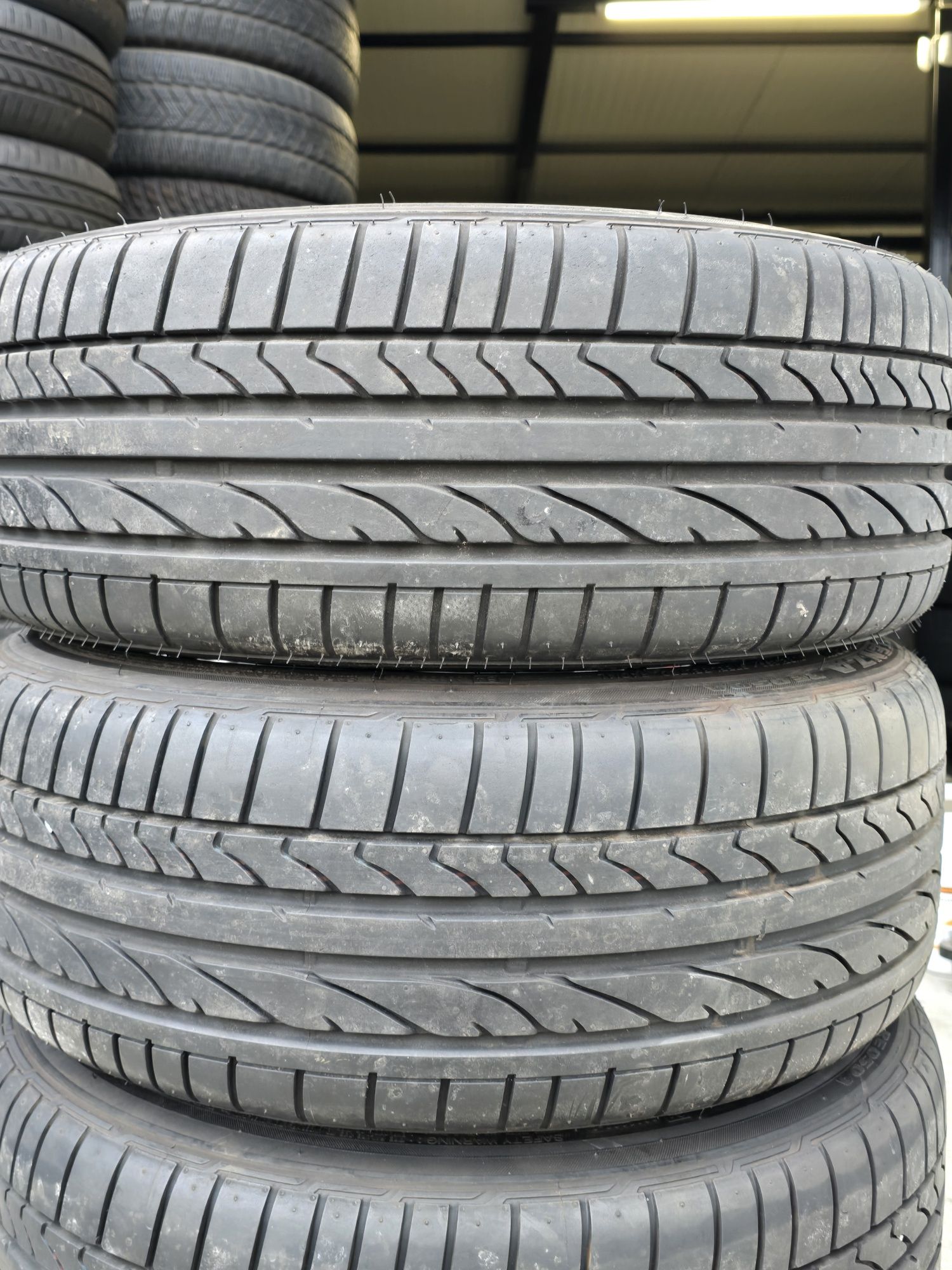 4 Броя 205/45/17 Bridgestone 2x7,8mm 2x7,5mm