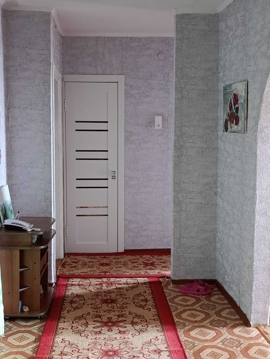 Продам 4-комнатную квартиру