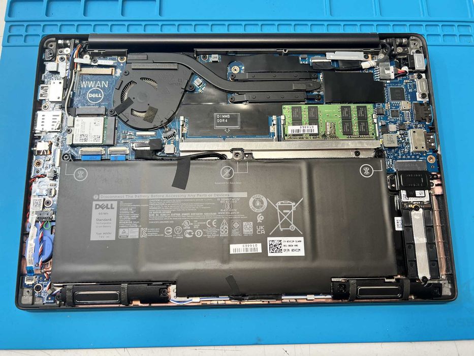 Dell Latitude 7300 13.3" IPS i7-8665U 16GB 510GB /-> Отлично състояние