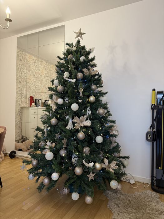 Brad artificial 180 cm lux