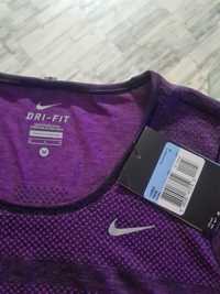 Nike Run M размер дамска тениска- нова с етикет