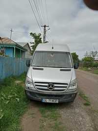 Vând Mercedes Sprinter