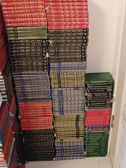Colecție Prietenii Cartii, 290 vol, Cartonate, LUX