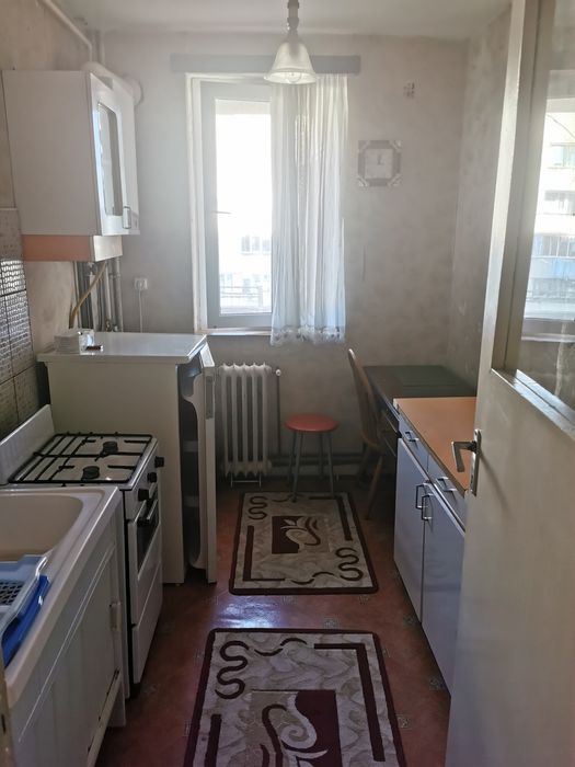 Închiriez apartament 2 camere