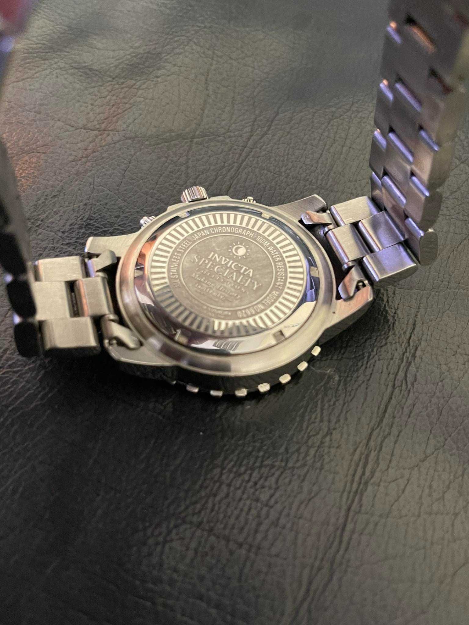 Часовник Invicta Specialty 6620