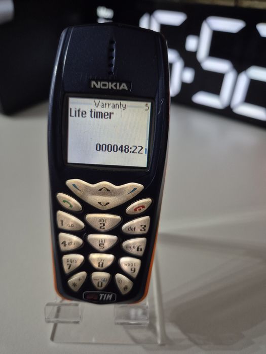 Telefon pentru nostalgicii