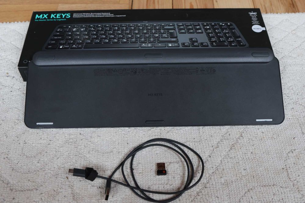 Клавиатура Logitech MX Keys S, US, Graphite 3 бр.