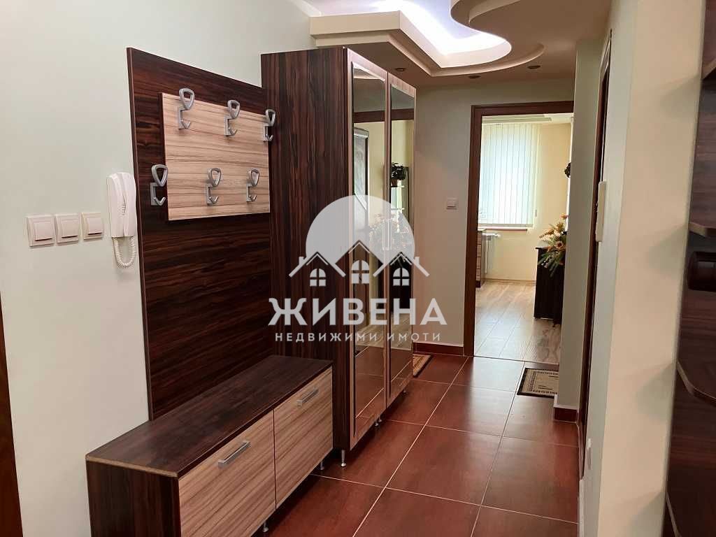 Обзаведен 3-стаен апартамент, Базар Левски