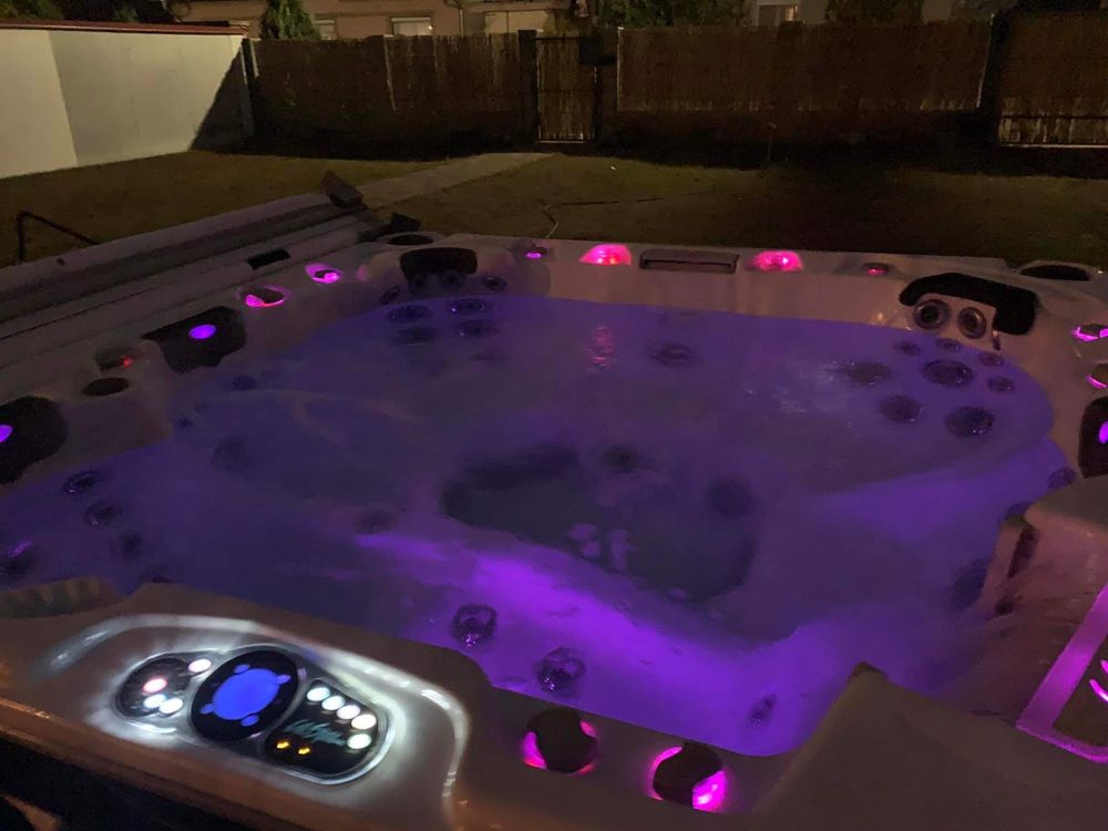 Jacuzzi exterior