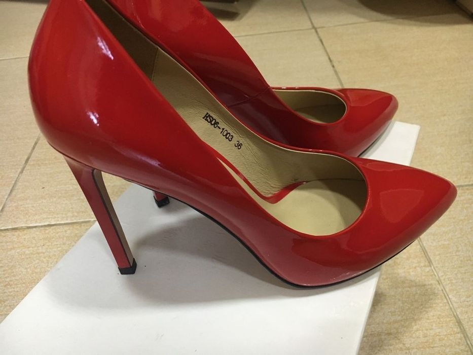 Итальянские новые туфли 36 размер