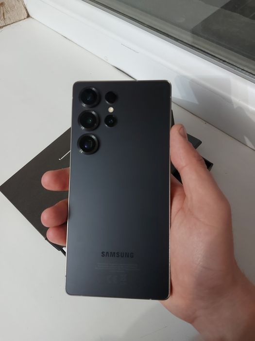 Продам Samsung Galaxy S25 Ultra 256 GB 12 GB ОЗУ