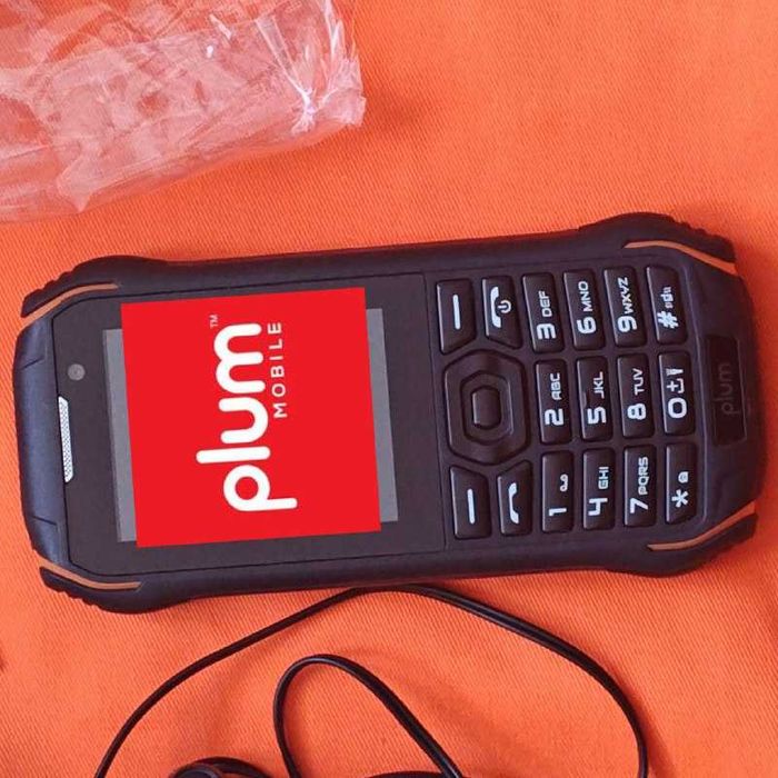 Американский телефон Plum Ram 7 4G LTE — защищен, мощен, брутален США