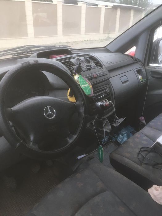 Închiriez mercedez vito!