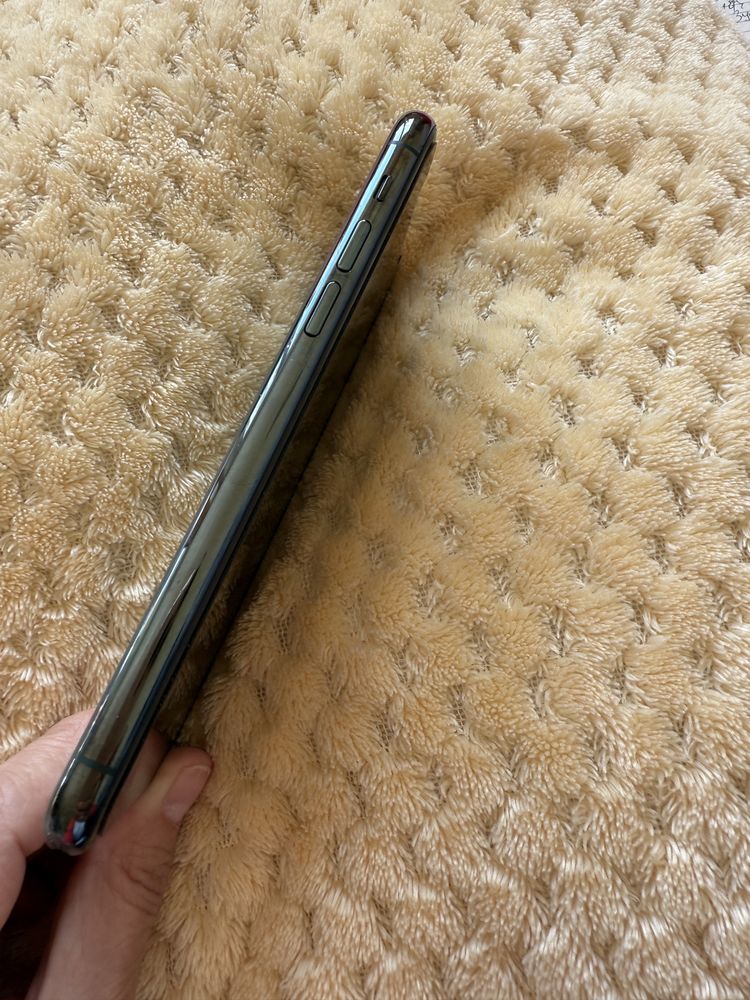 Отличен IPhone 11 pro 64 GB