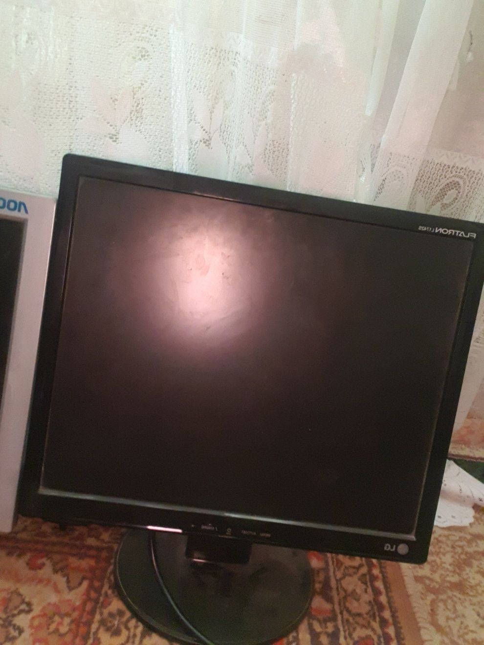 Монитор рабочие 100%