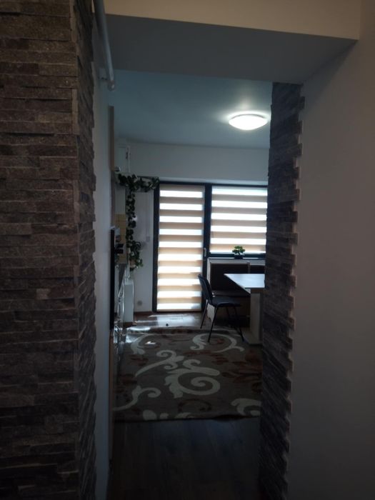 Închiriez garsonieră zona autogară