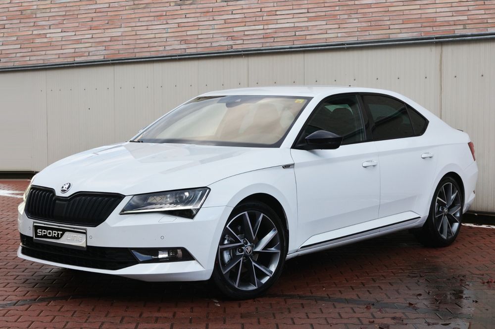 Skoda Superb Sportline / 2.0 -150 / an 2018