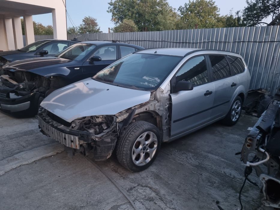 Usa stanga fata usa stanga spate ford focus mk2 1.6 tdci 2007