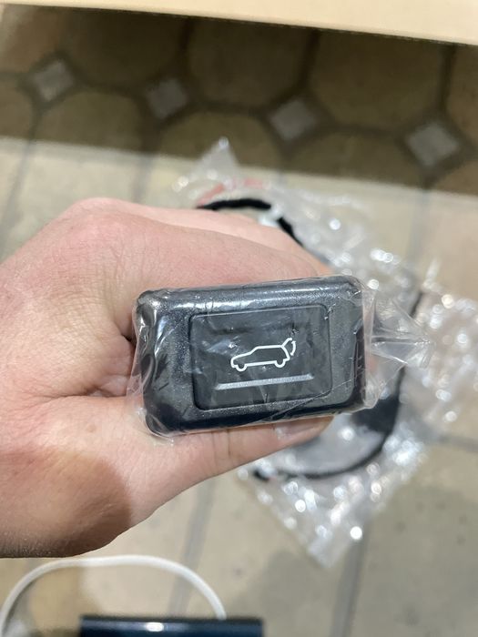 Tracker  Malibu Davotchik bagaj elektroni ochilib yopiladi