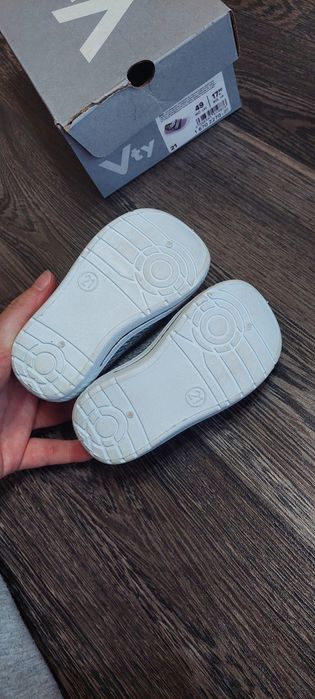 Papuci de casa baietei