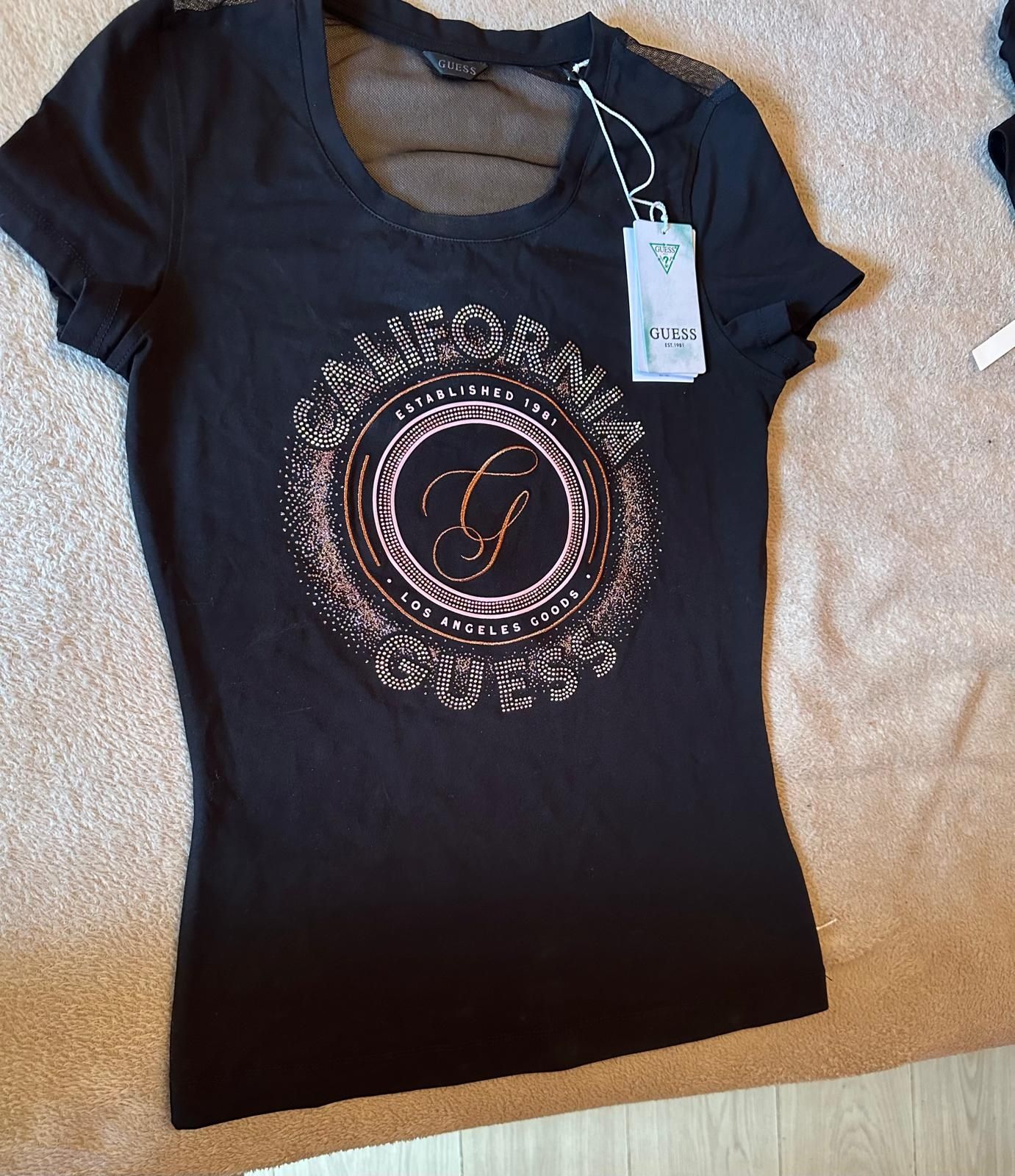 Тениска Guess, S размер, с тюлен гръб