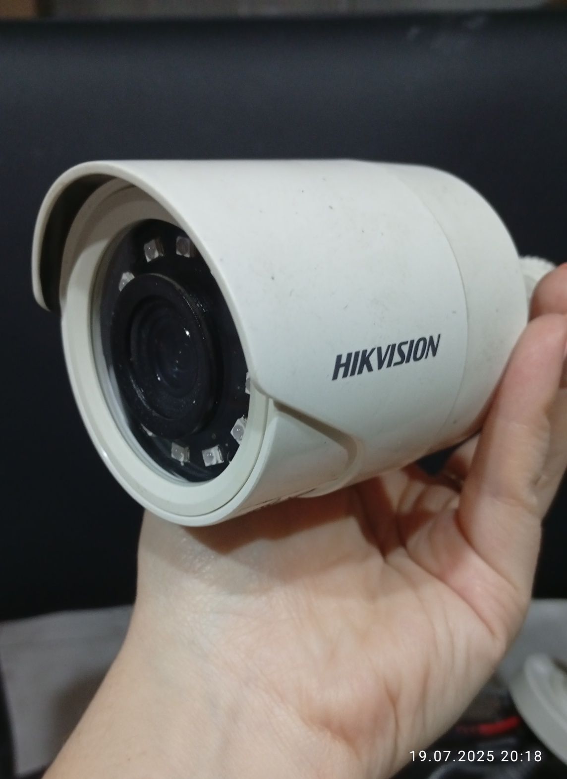 Аналоговая камера Hikvision, видеорегистратор, сплиттер
