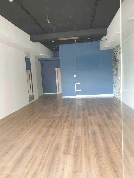 Офис магазин Паркентский с/м Макро 2-этаж 58 м² евроремонт арендаторы