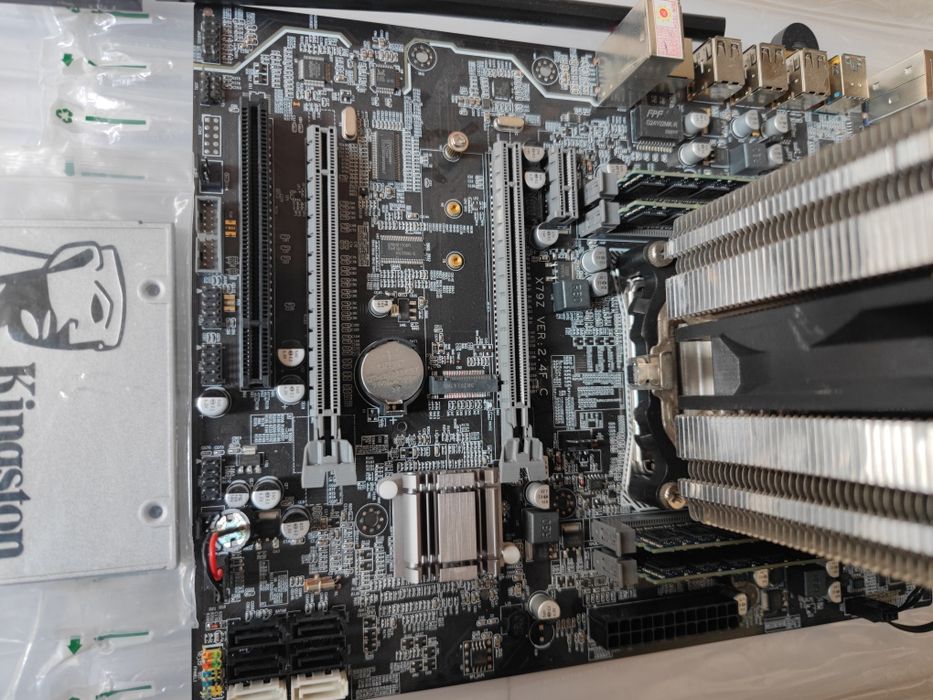 Комплект Xeon X79+RX580 8Gb+SSD120Gb.Wifi.Bluetooth