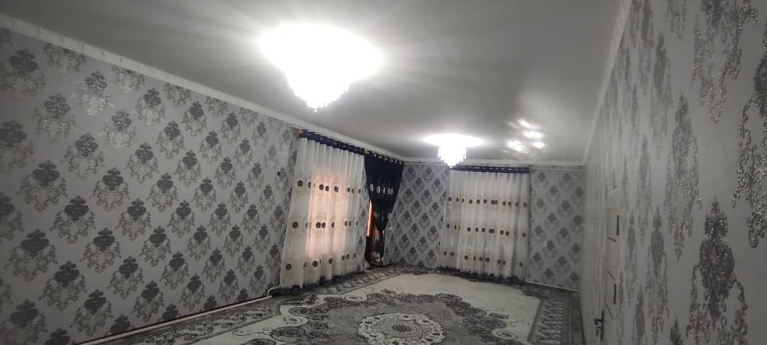 Uchastka sotiladi