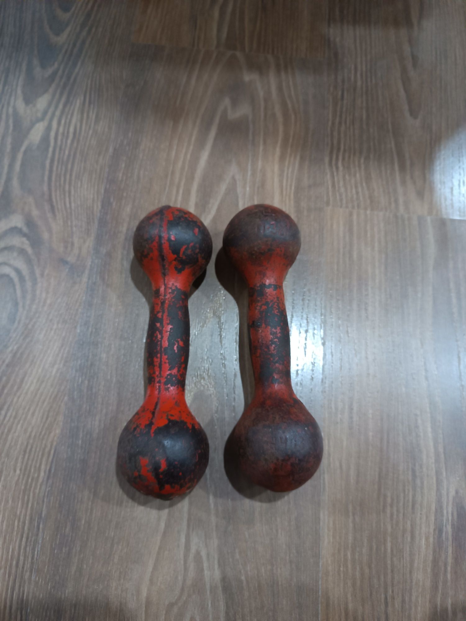 Продам  гантели пара