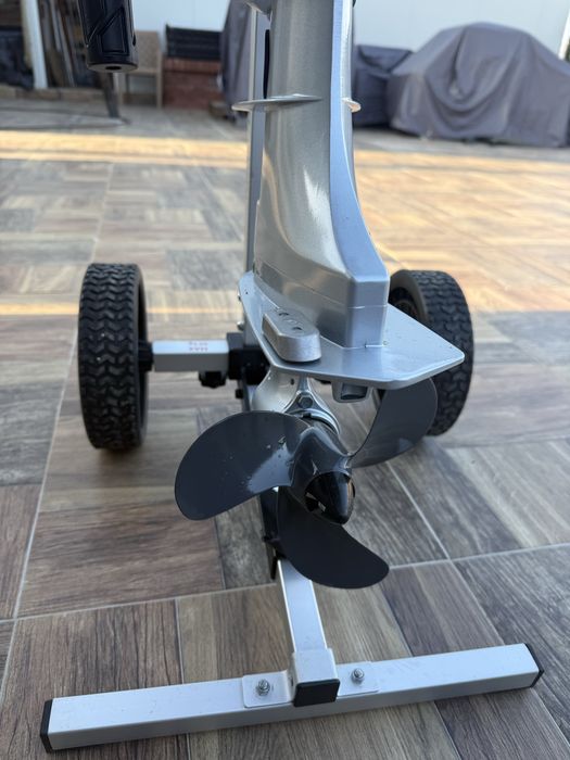 ЧИСТО НОВ! Двигател за лодка honda 6кс