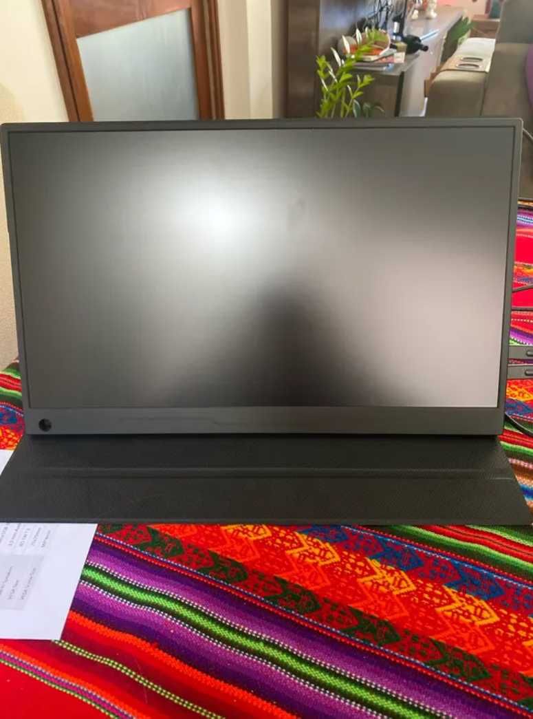 Портативен Геймърски монитор 17.3" 2К 144Hz
