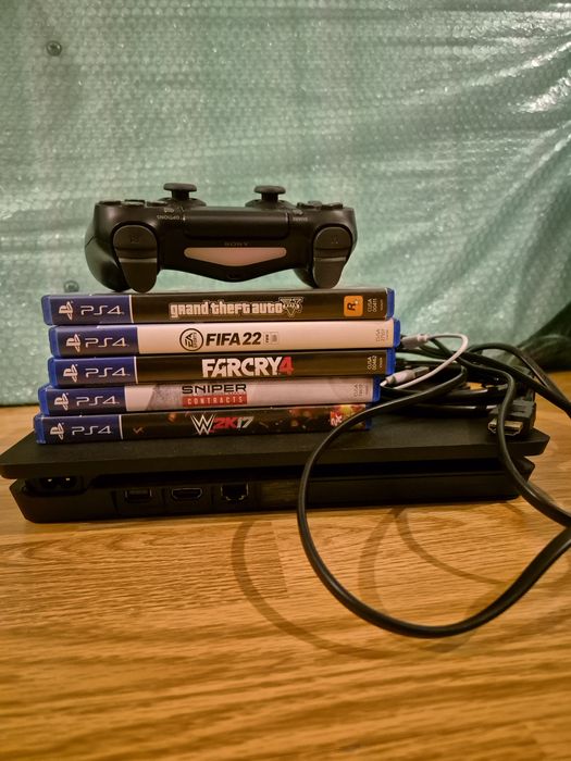 Playstation 4 Slim, stare impecabila, GTA V, FIFA