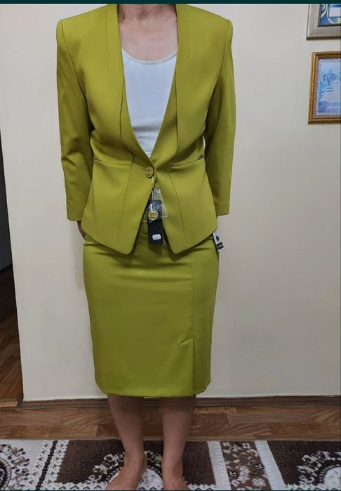 Костюм двойка фисташкового цвета турецкого производства