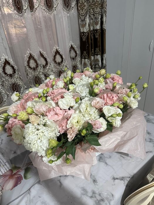 Продам корзину цветов