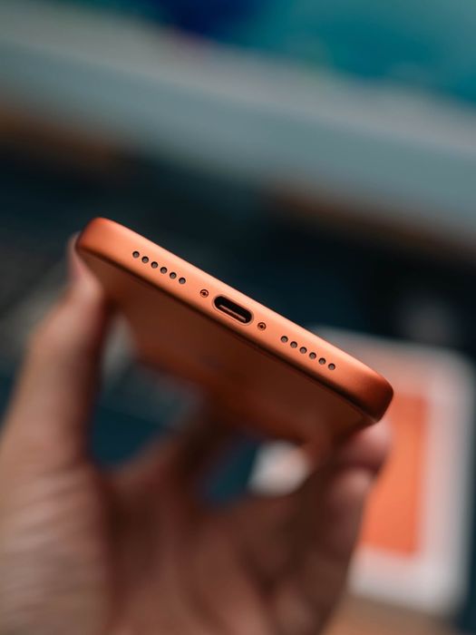 iPhone 17 Pro Max 256gb Orange Sim + E sim