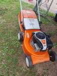 Mașină de tuns iarba Stihl