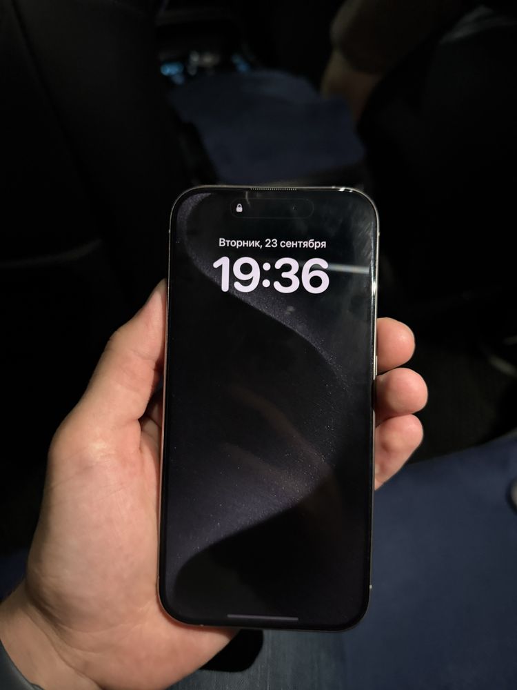 Iphone 15 pro Natural