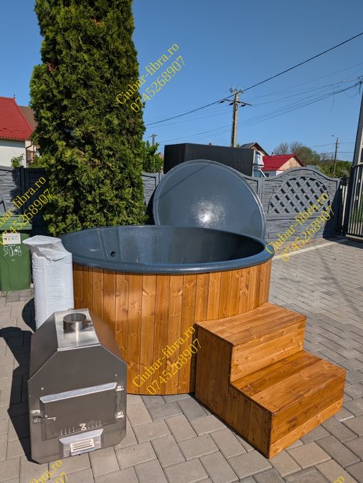 Ciubar din fibra cu jacuzzi si soba exterioara