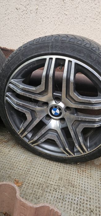 Genți împreună cu cauciucuri 225 40 18