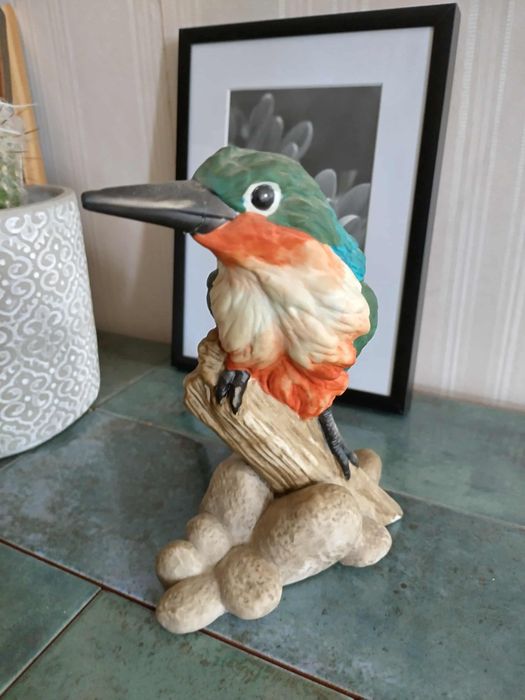 Керамична статуетка на кралско рибарче от Шри Ланка