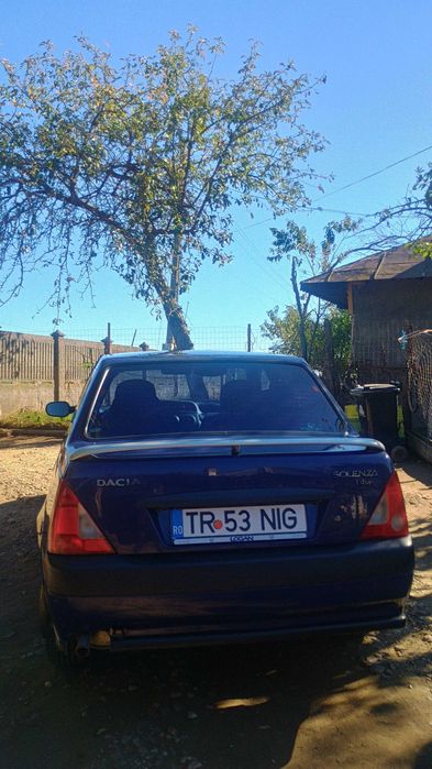 Vând dacia solenza!