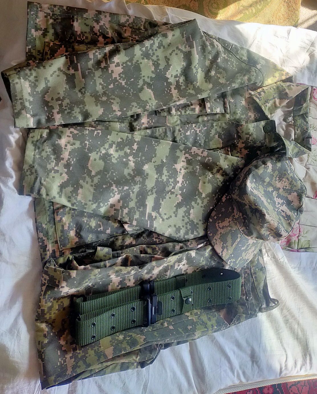 Продам военную форму