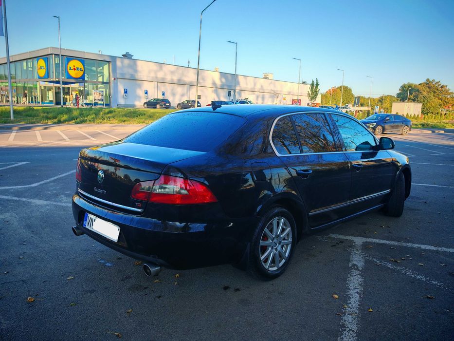 Vând Skoda Superb 2 II