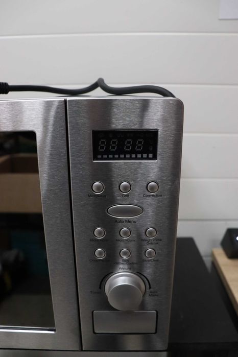 Микровълнова фурна Russell Hobbs Digital неръждаема стомана, 25L, 900W