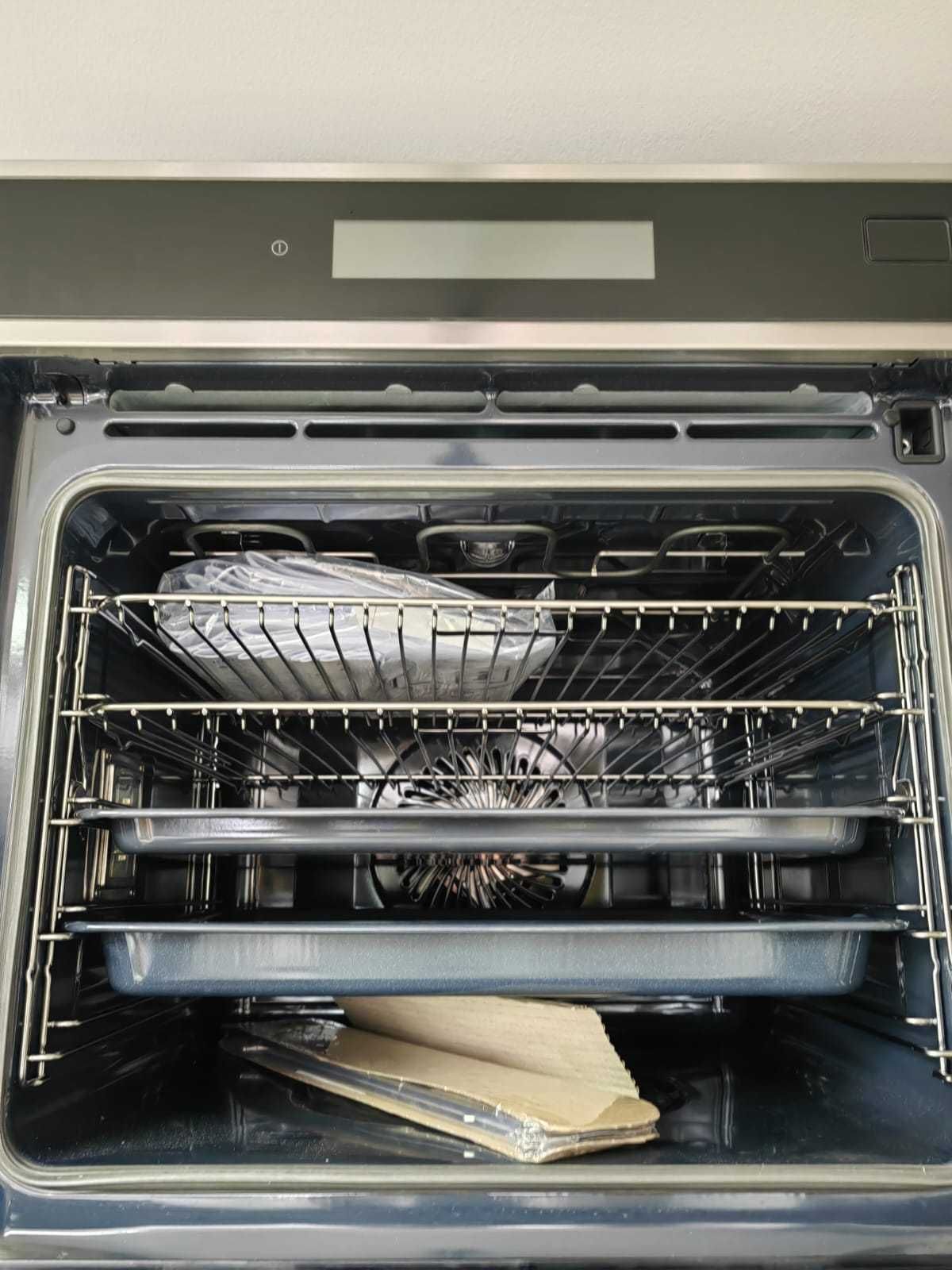 Cuptor  cu aburi Nou resigilat AEG BCE556350M-Grill-Inox